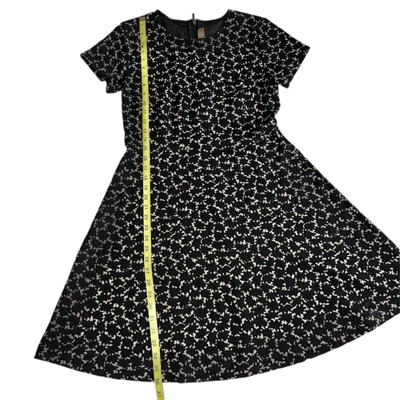 LOFT Beige & Black Pattern Dress Sz 4 - Picture 3 of 13